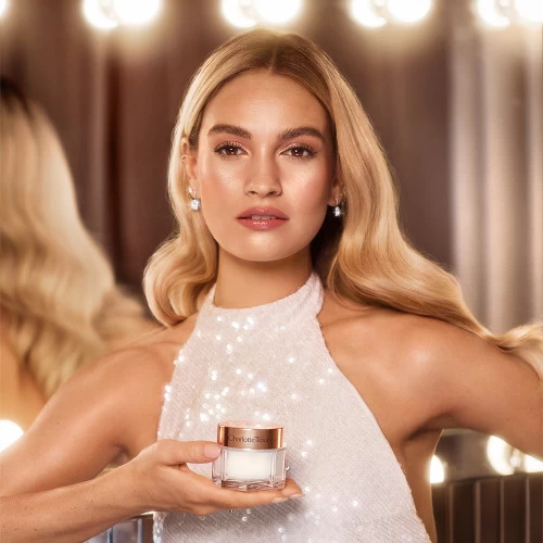 CHARLOTTE TILBURY'S REVITALISING MAGIC MINI SKIN SET - Image 2