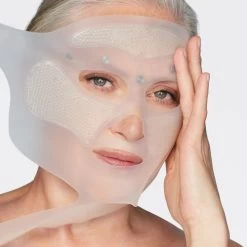 CRYO RECOVERY MASK -Fashion Cosmetics Shop CRYO MILENA MASK APPLICATION