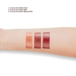 K.I.S.S.I.N.G -Fashion Cosmetics Shop KISSING SWATCHES FAIR